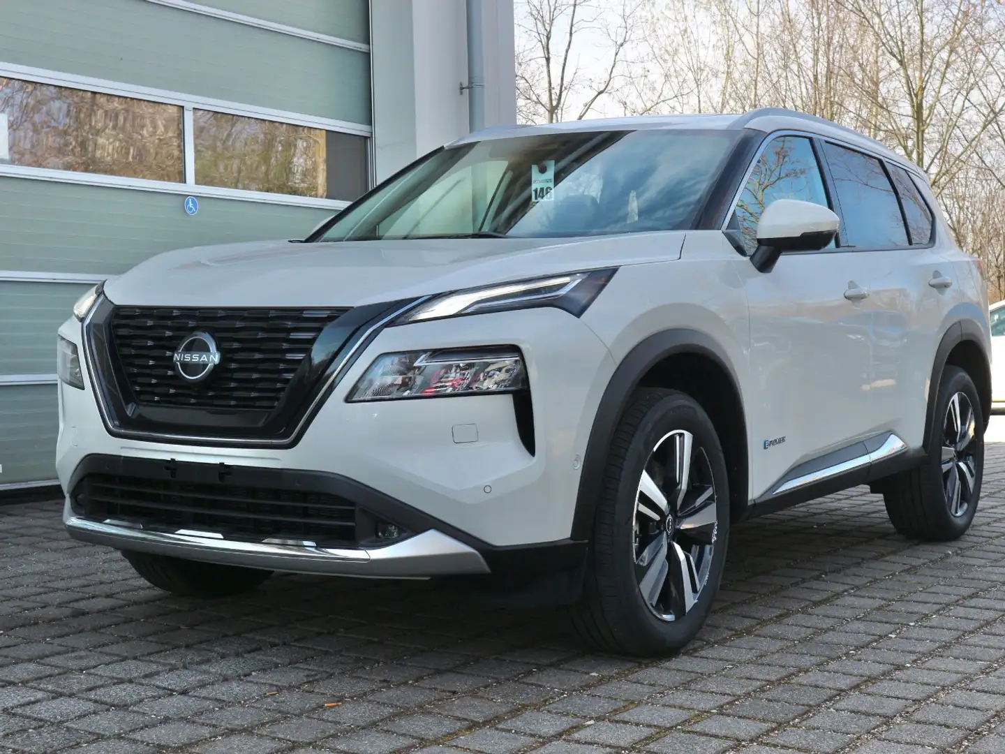 Nissan X-Trail N-CONNECTA 1.5 VC-T MHEV 4x2 Weiß - 2