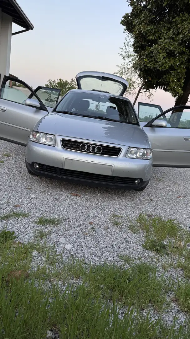 Audi A3 5p 1.9 tdi Attraction 100cv - 1