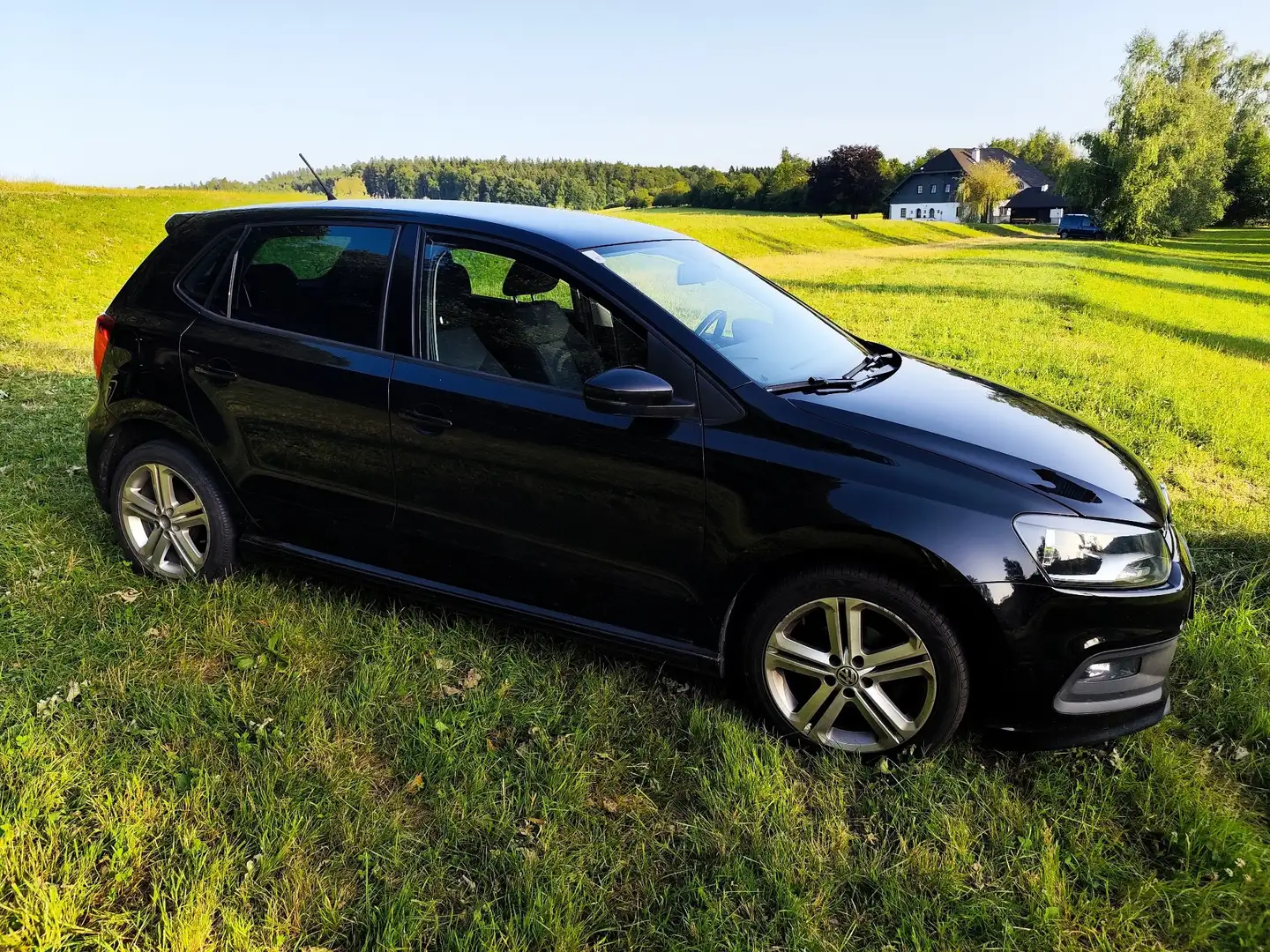 Volkswagen Polo 1.2 Life - 1