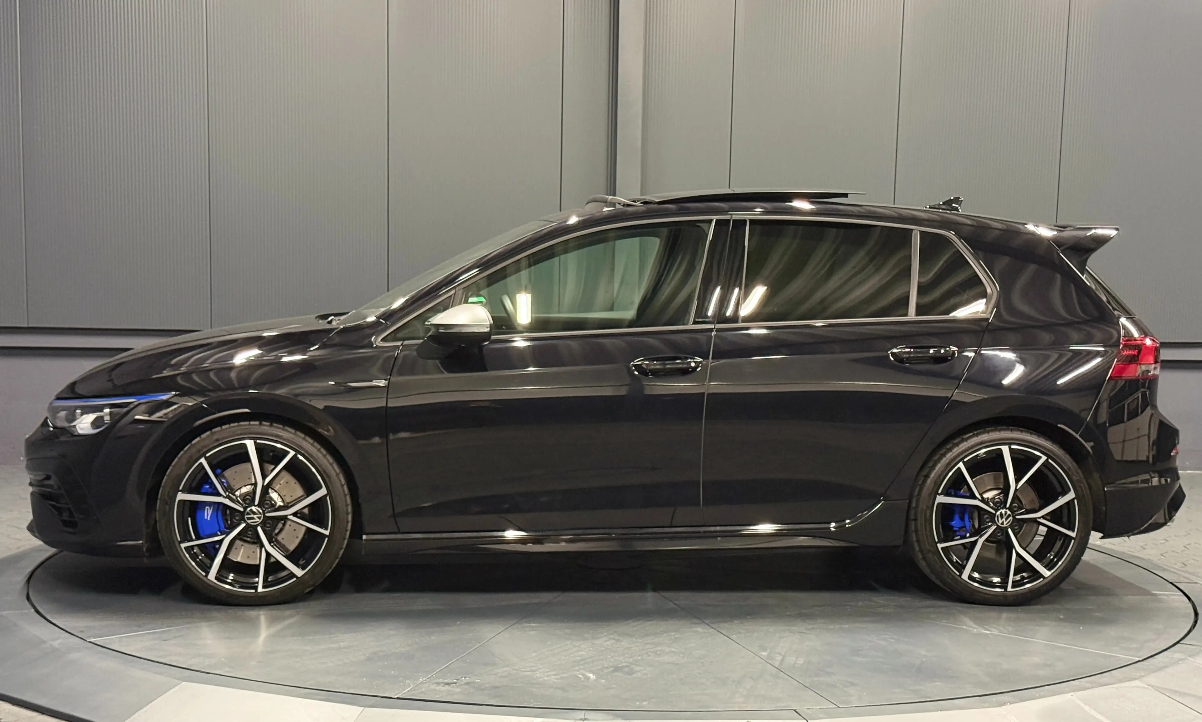Volkswagen Golf R Performance 4Mot. *19Zoll*PANORAMA*LEDER*DCC*H&K* — photo 3