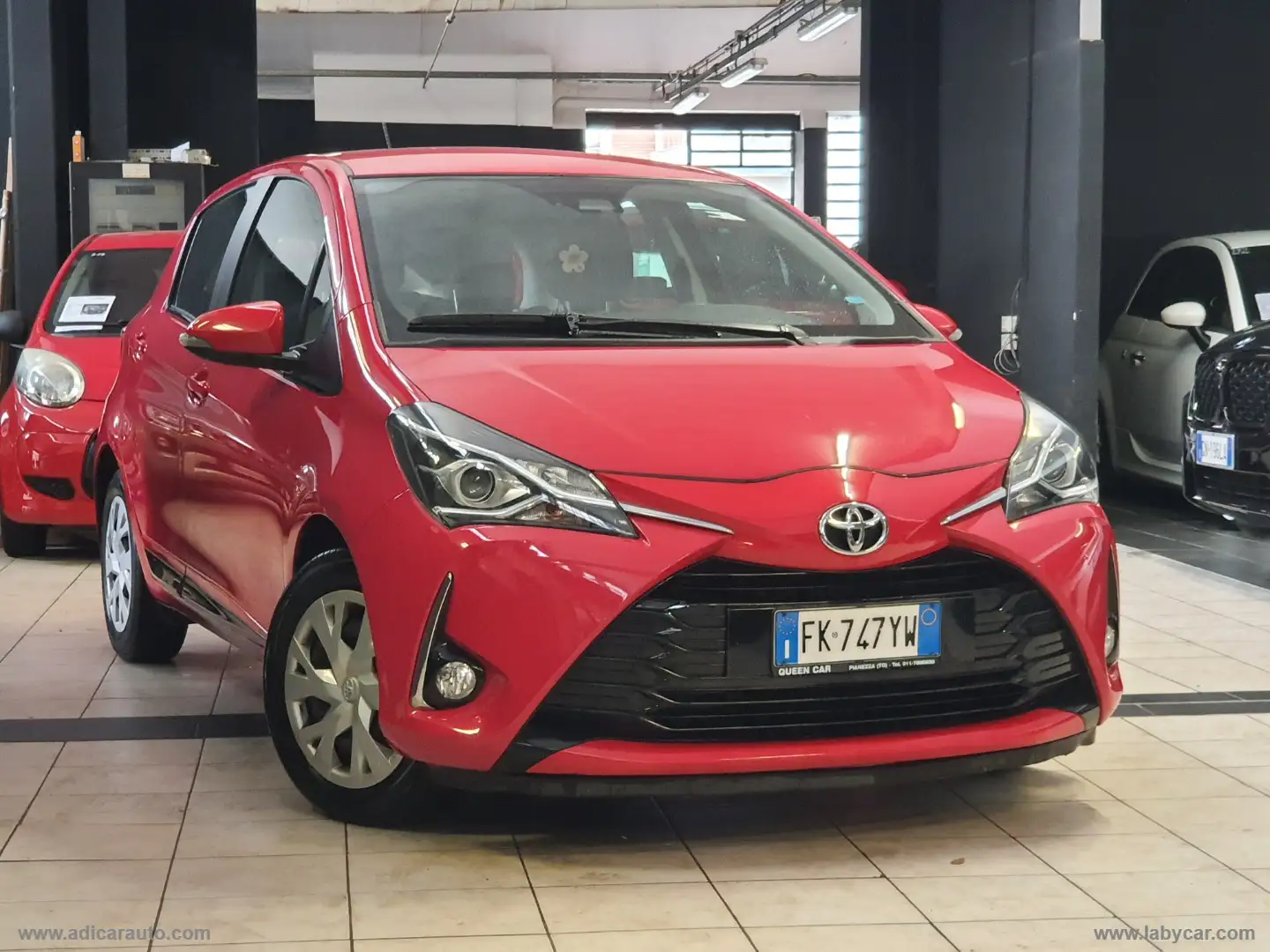 Toyota Yaris 1.0 5p. Rouge - 1