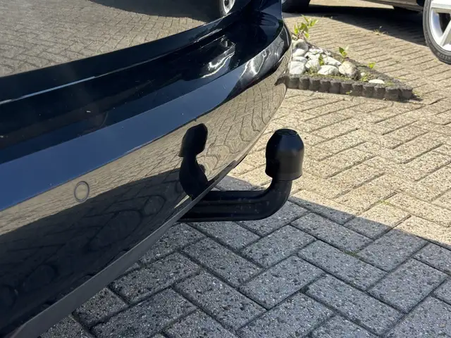 Opel Astra view 8
