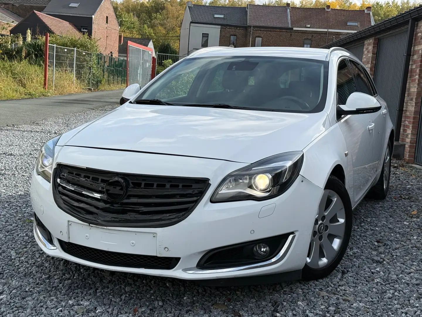 Opel Insignia Sports Tourer 2.0 CDTi ( 120Ch ) Marchand / Export Wit - 2