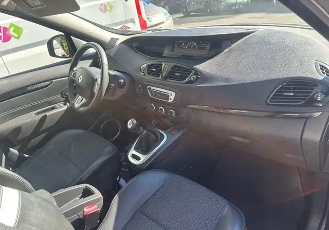 Renault Grand Scenic view 7
