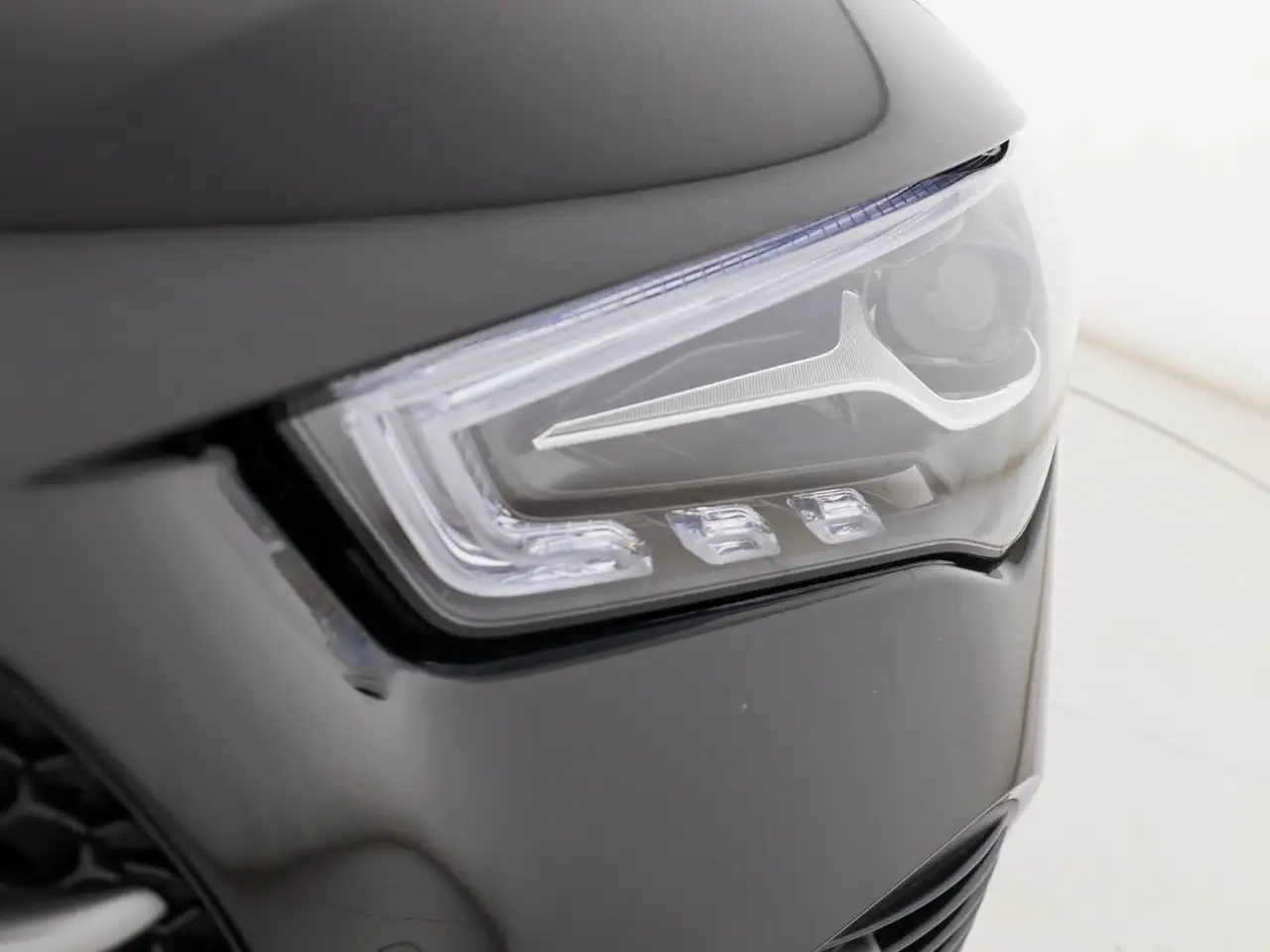 Mercedes-Benz CLA 180 shooting brake 180 d advanced auto 8