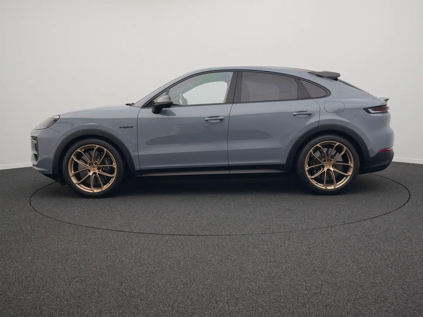 Porsche Cayenne Coupé Turbo E-Hybrid met GT pakket Grijs - 2