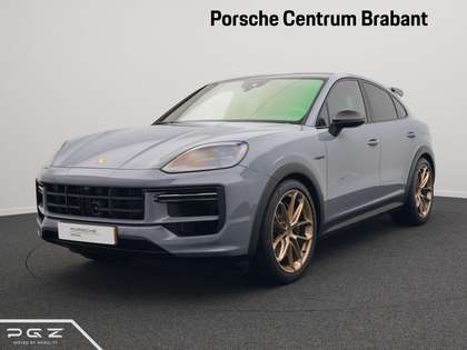Porsche Cayenne Coupé Turbo E-Hybrid met GT pakket