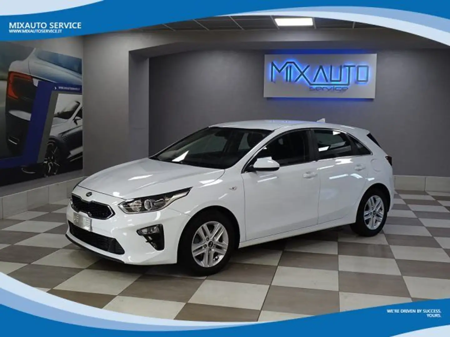 Kia Ceed / cee'd 1.0 T-GDI 120cv 5 Porte Drive EU6 Weiß - 1
