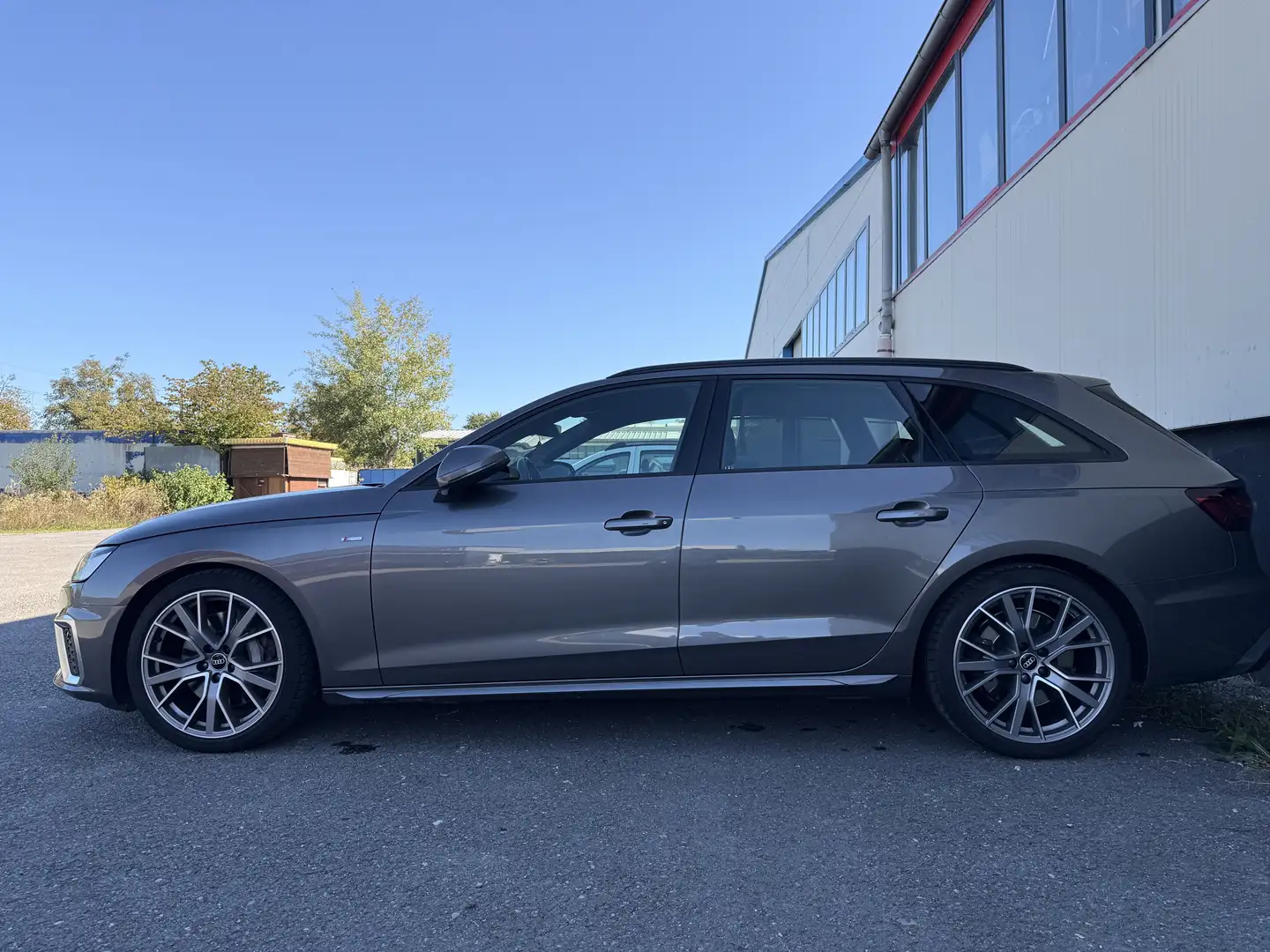 Audi A4 Avant 50 TDI quattro tiptronic S line Matrix/Navi Grau - 2