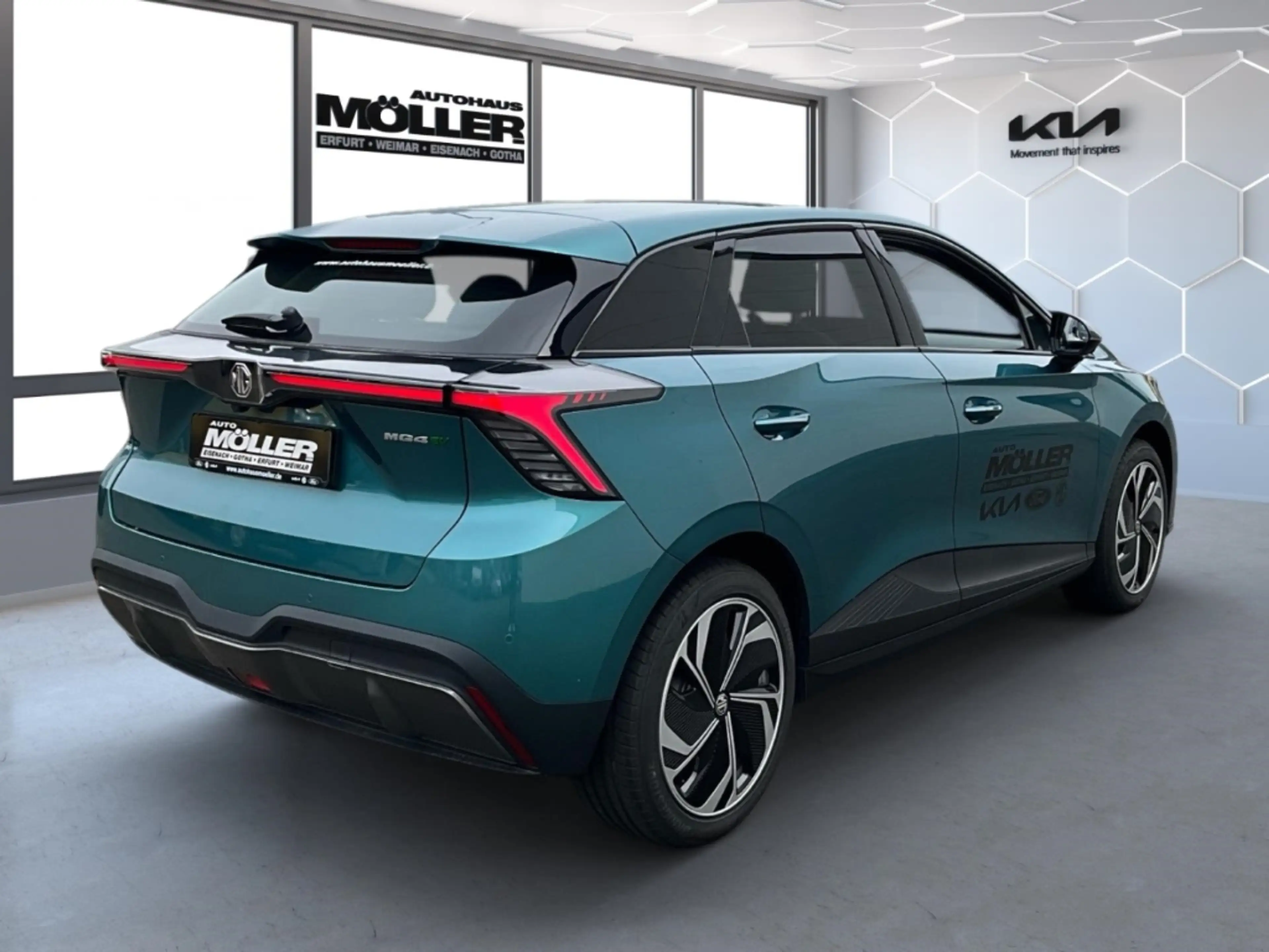 MG MG4 Premium 64 kWh LED Apple CarPlay Android Klimaauto — photo 3