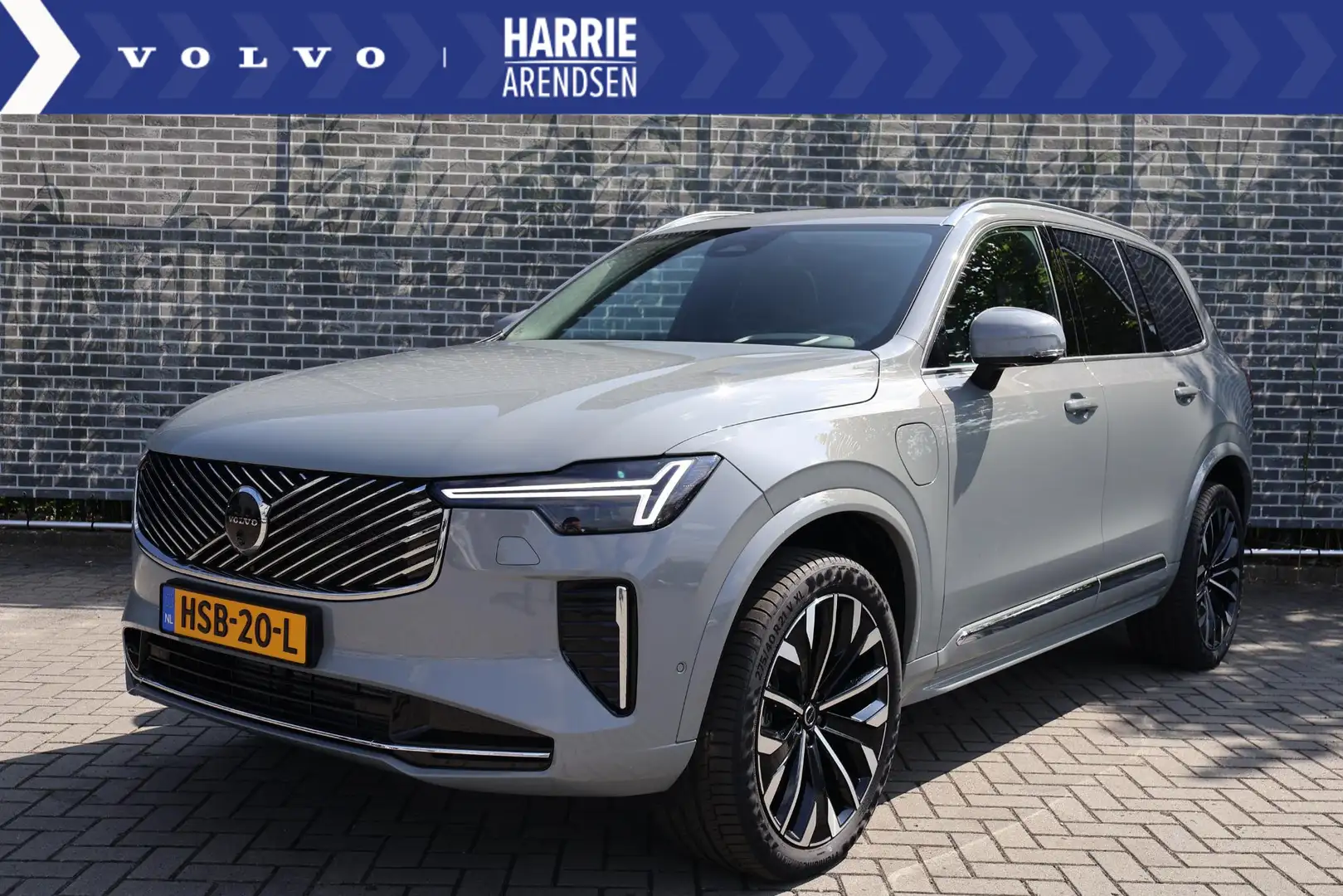 Volvo XC90 2.0 T8 Plug-in hybrid AWD Ultra Bright | Panoramad Grijs - 1