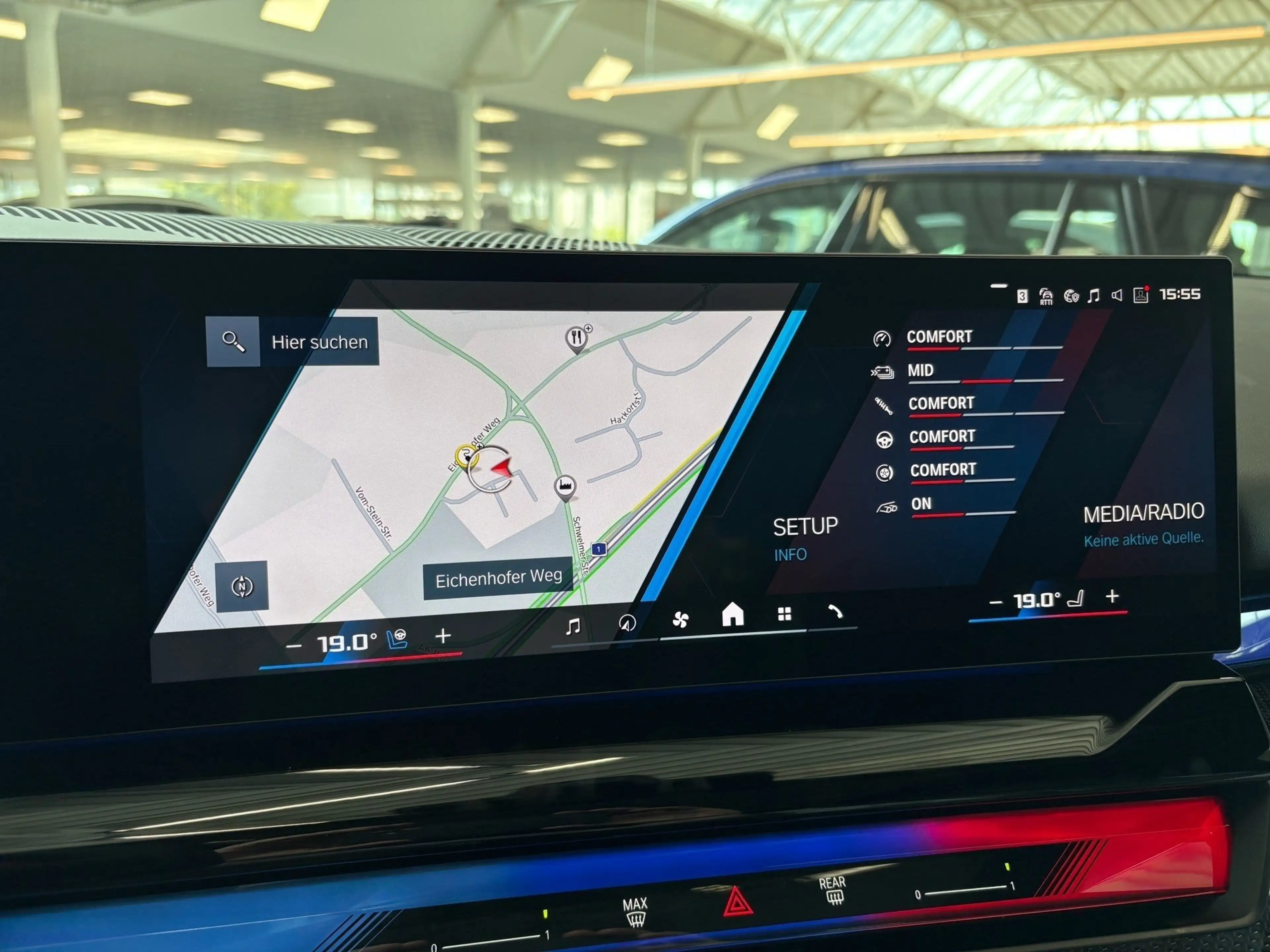 BMW M5 Touring M Driver´s Package DA/PA Prof PANO B/W — photo 13