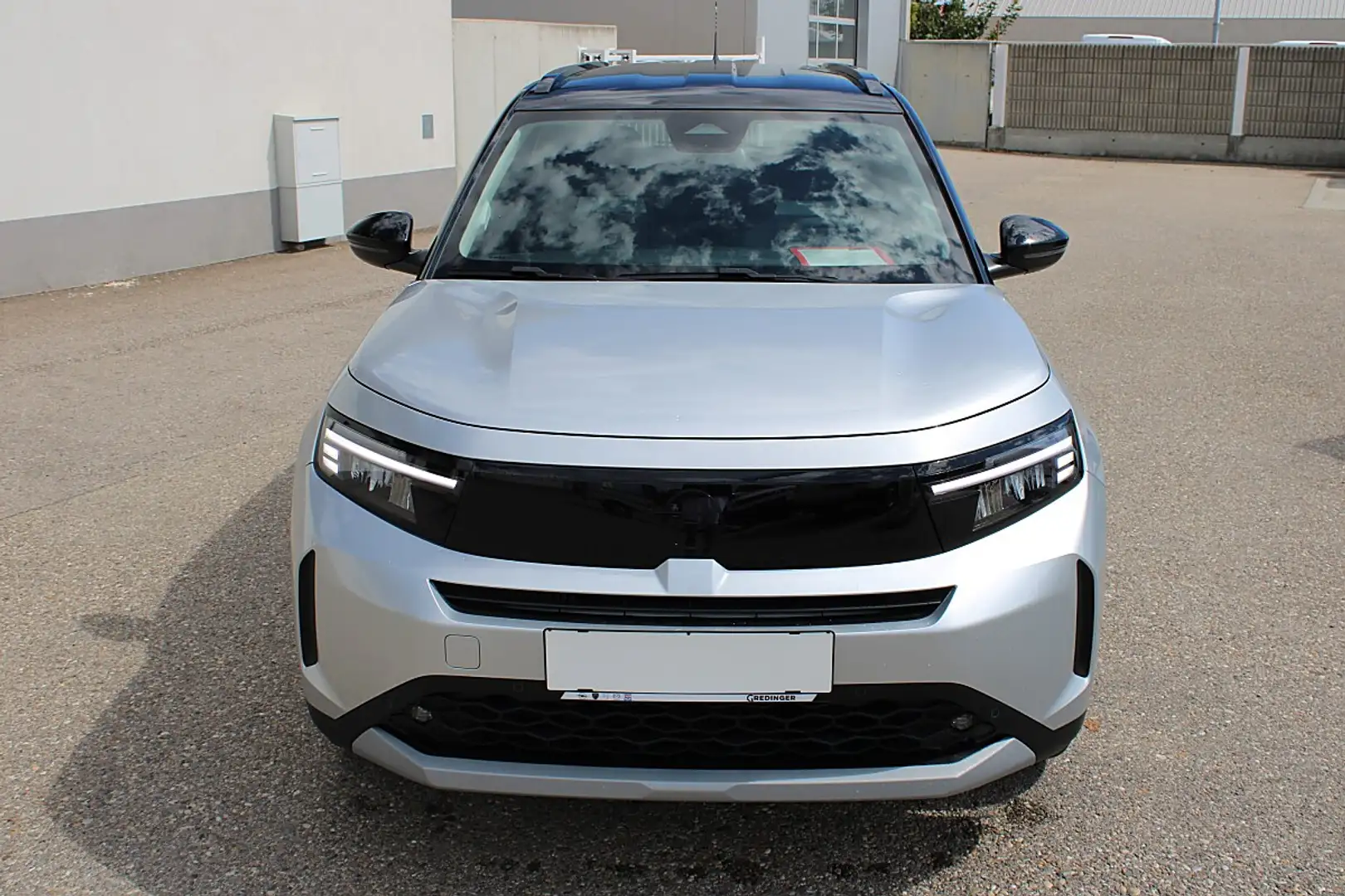 Opel Frontera 1.2 DI MHEV GS Aut. Silber - 2