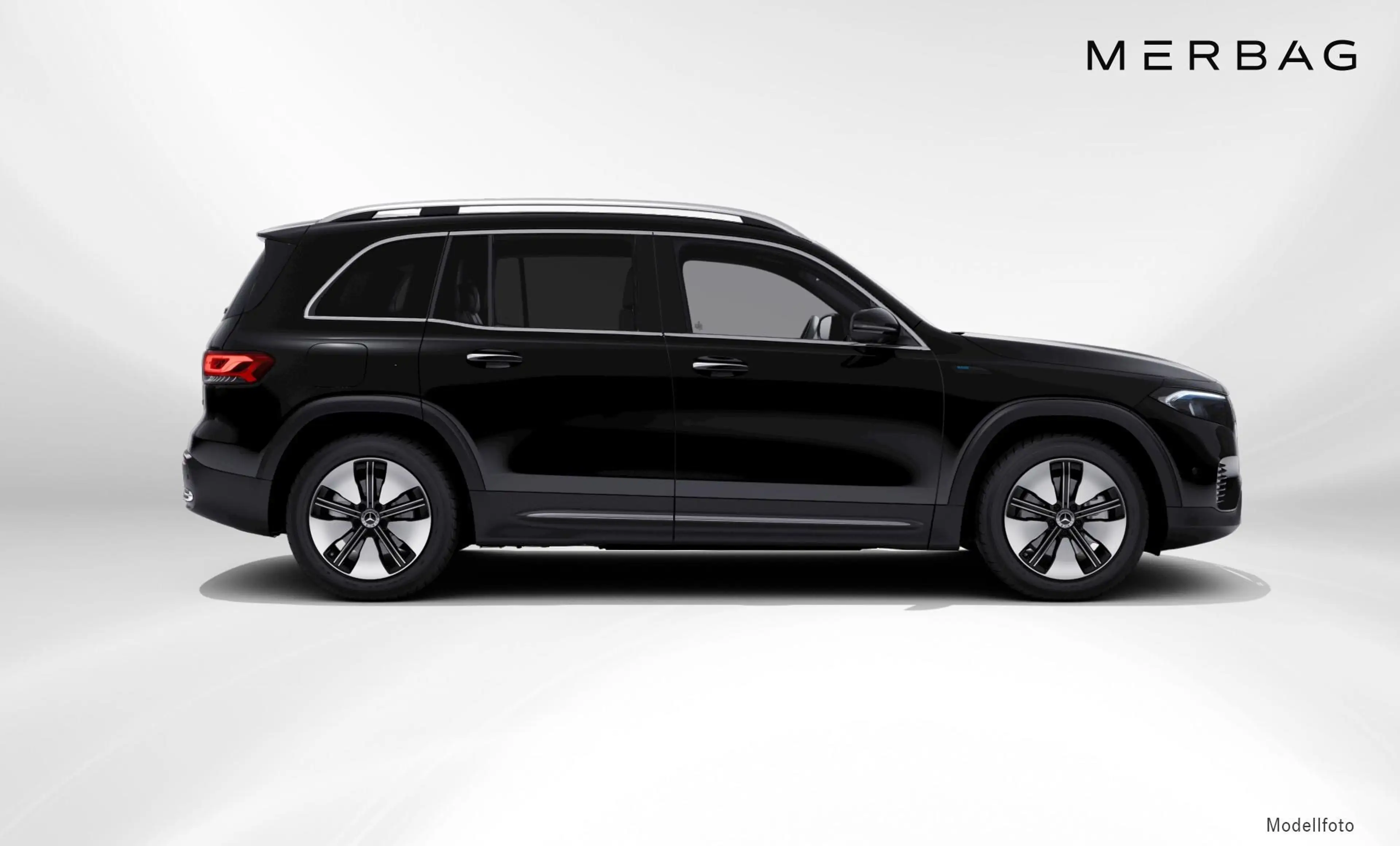 Mercedes-Benz EQB 300 4MATIC — photo 10