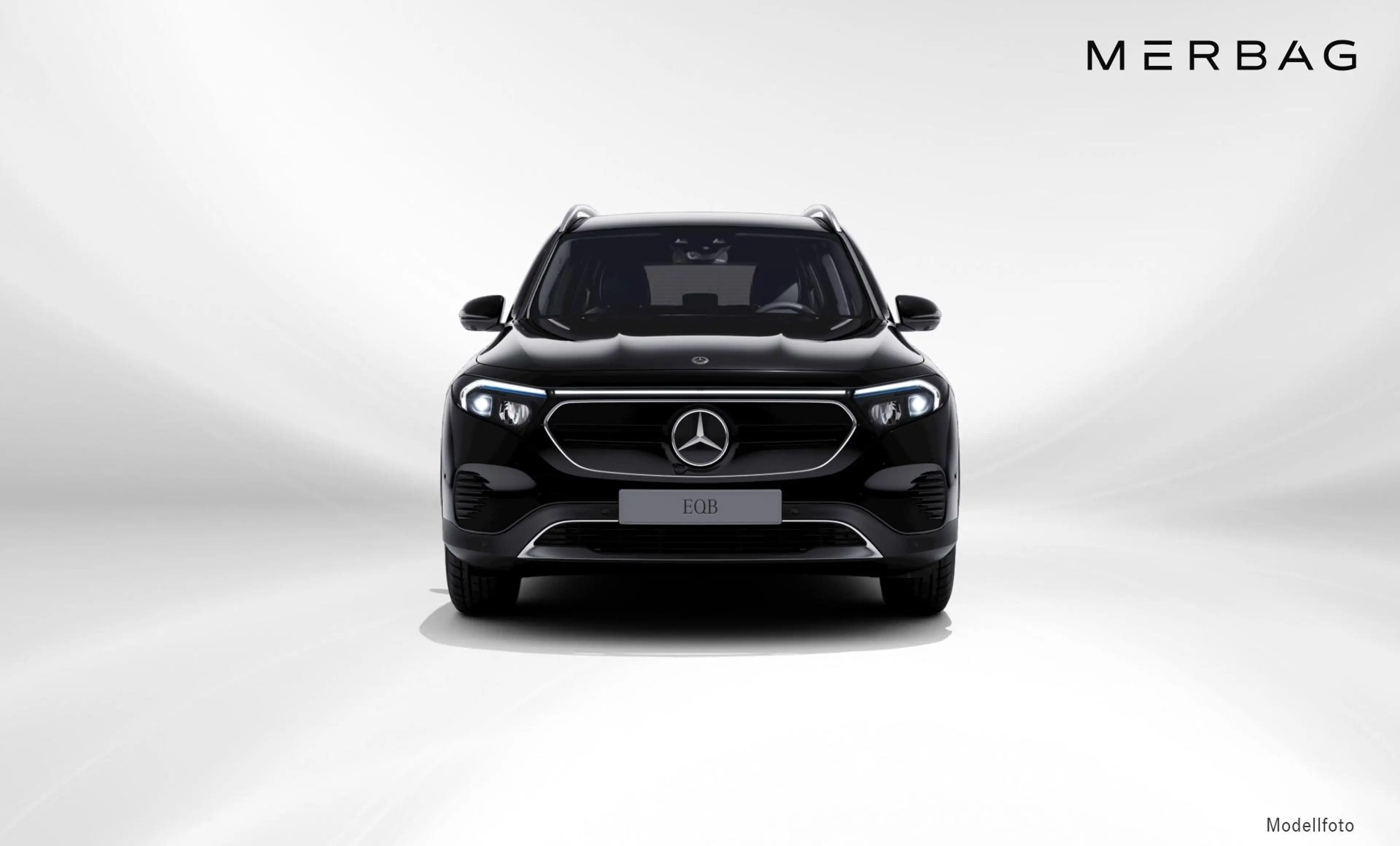 Mercedes-Benz EQB 300 4MATIC — photo 11
