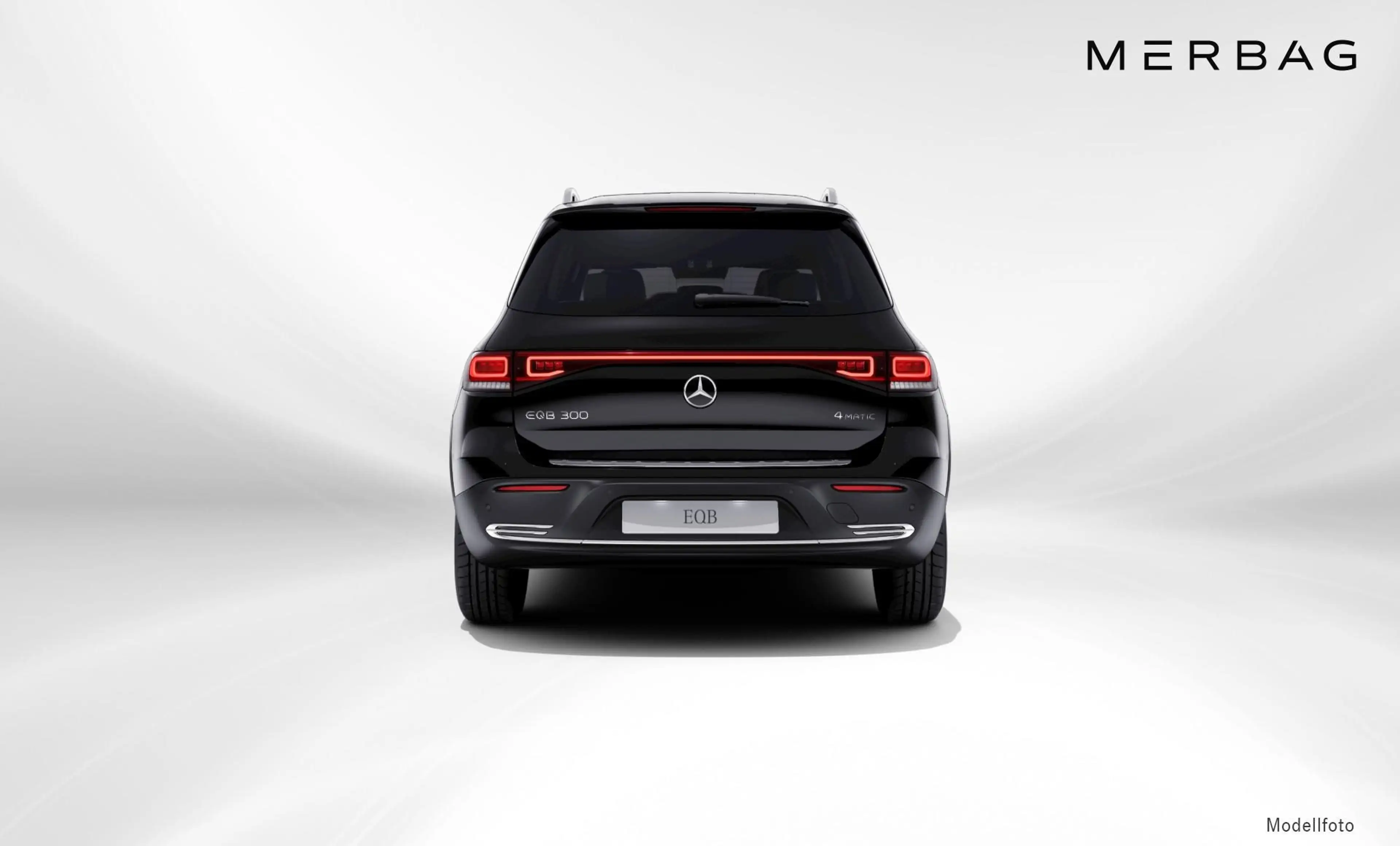 Mercedes-Benz EQB 300 4MATIC — photo 8
