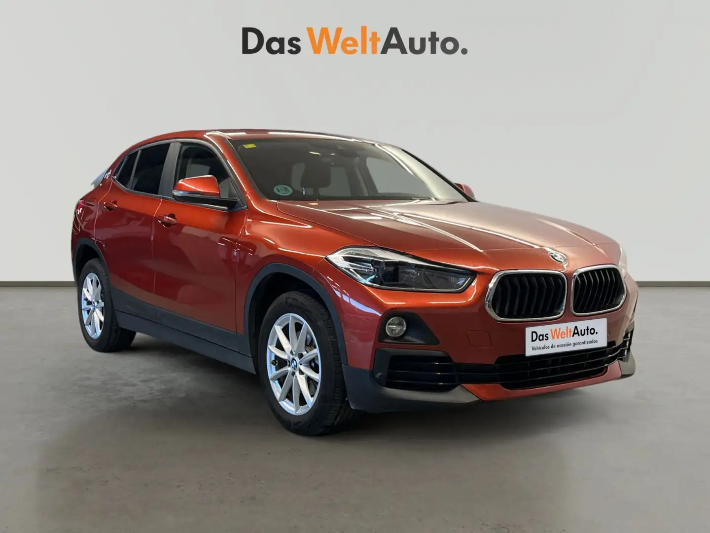 BMW X2 sDrive 18iA Naranja - 1