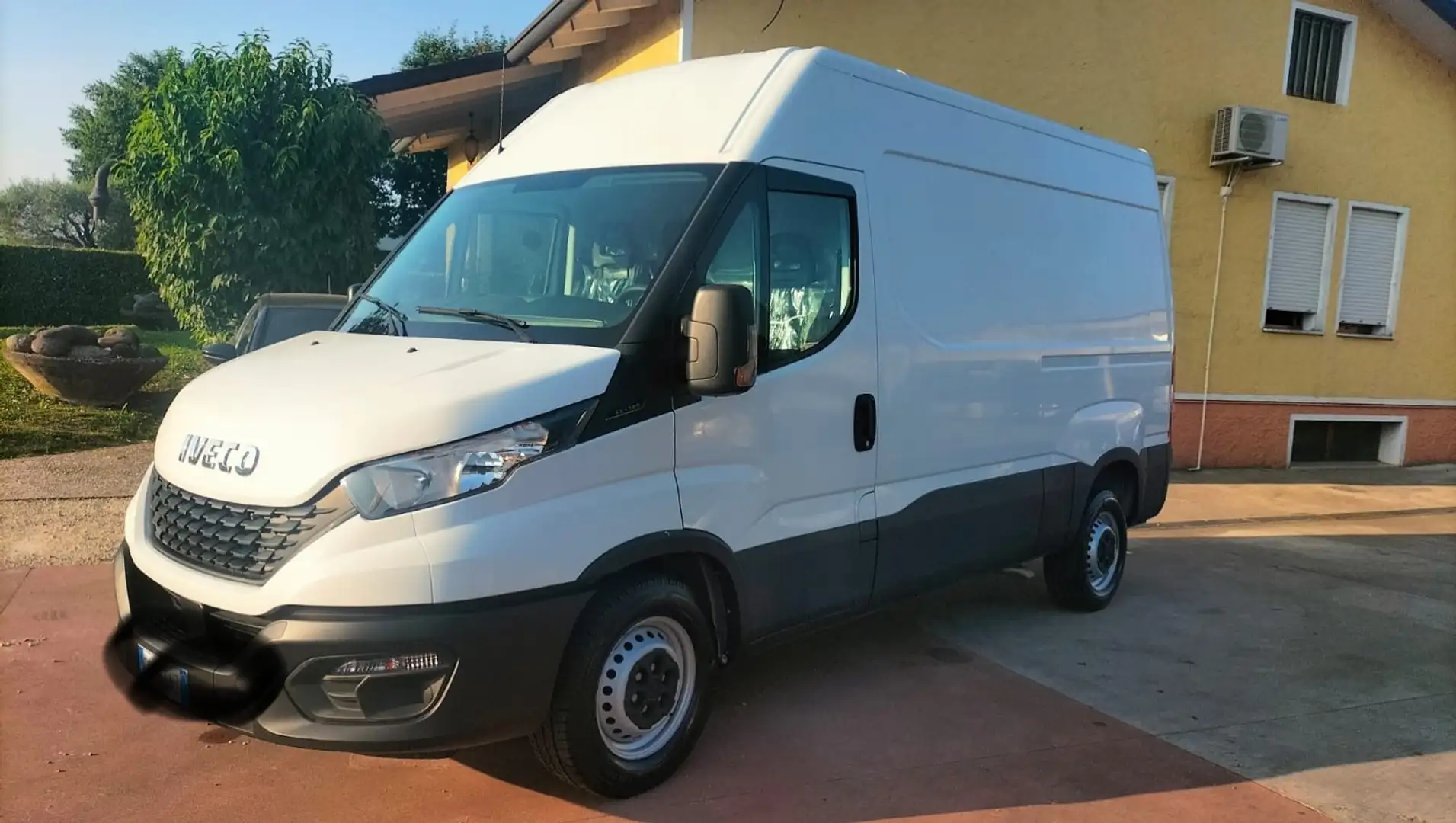Iveco Daily 35S12 -PARI AL NUOVO Bianco - 1