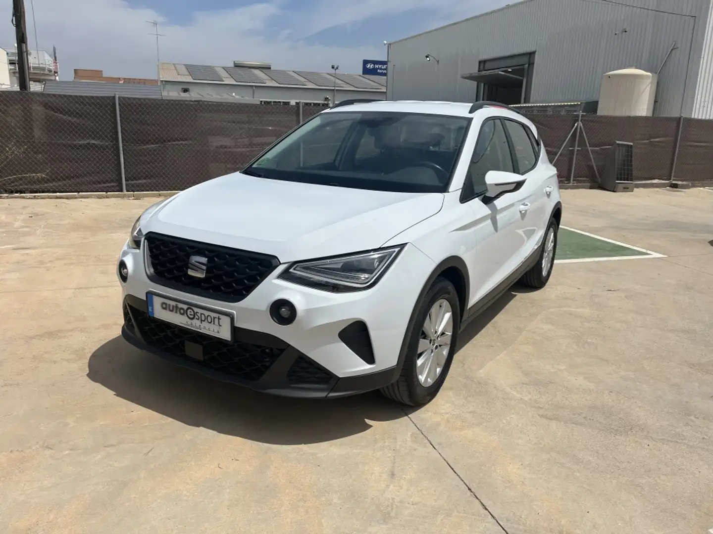 SEAT Arona 1.0 TSI S&S Style 110 Blanco - 1