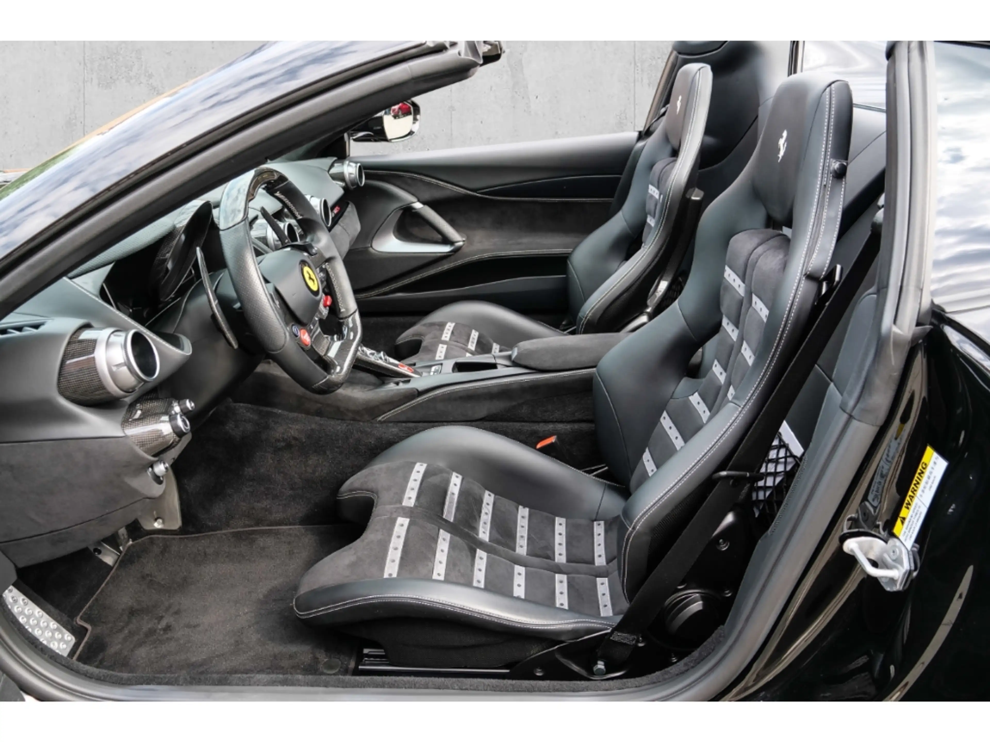 Ferrari 812 GTS *Lift*Carbon+LED*Racingsitze*JBL*PPF* — photo 15