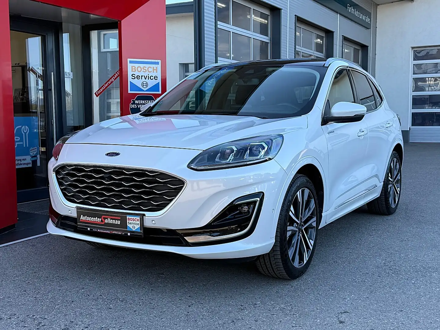 Ford Kuga 2,5 Duratec FHEV AWD Vignale Aut. Weiß - 1