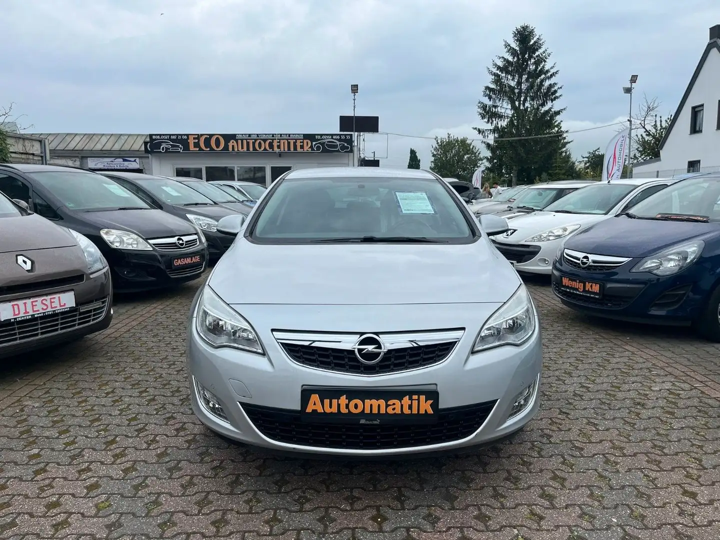 Opel Astra J Lim.5-trg.Design Edition. AUTOMATIK+88KM Argent - 1