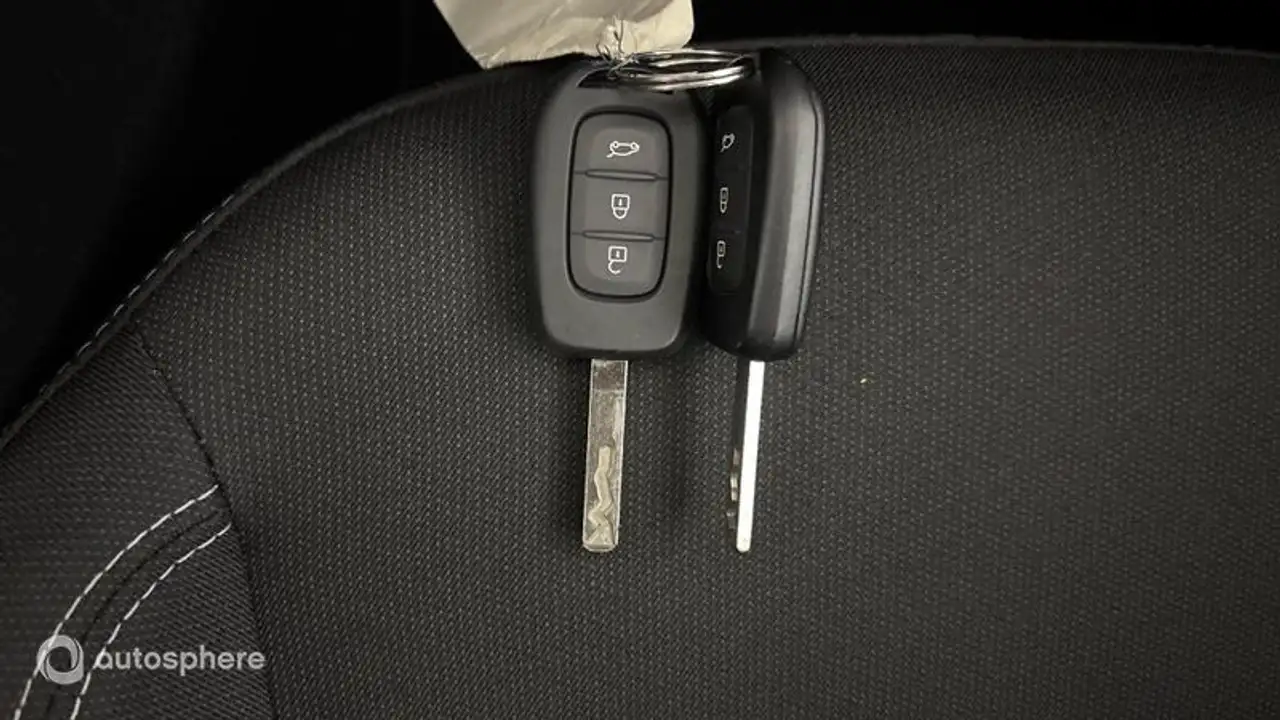 Dacia Sandero Sandero — photo 16