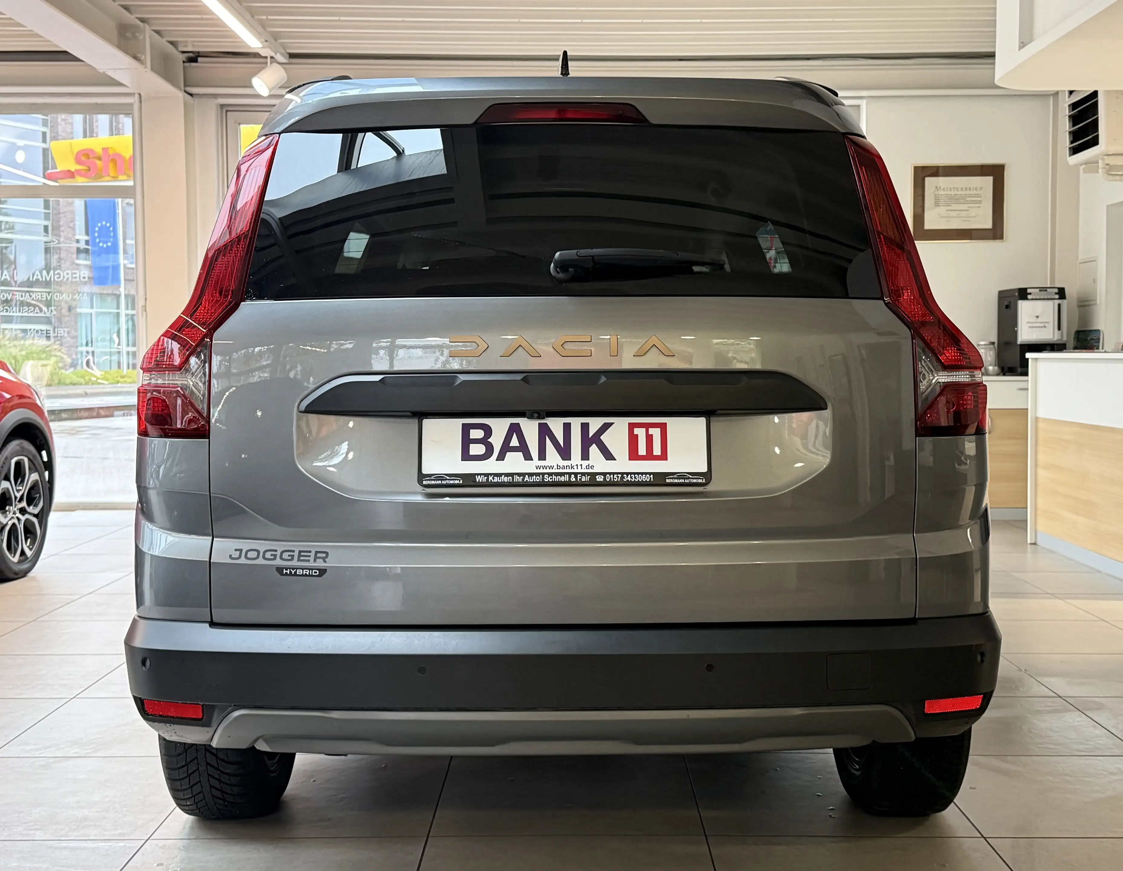 Dacia Jogger Extreme Automatik 7-Sitzer Kamera Navi Sitzheizung — photo 3
