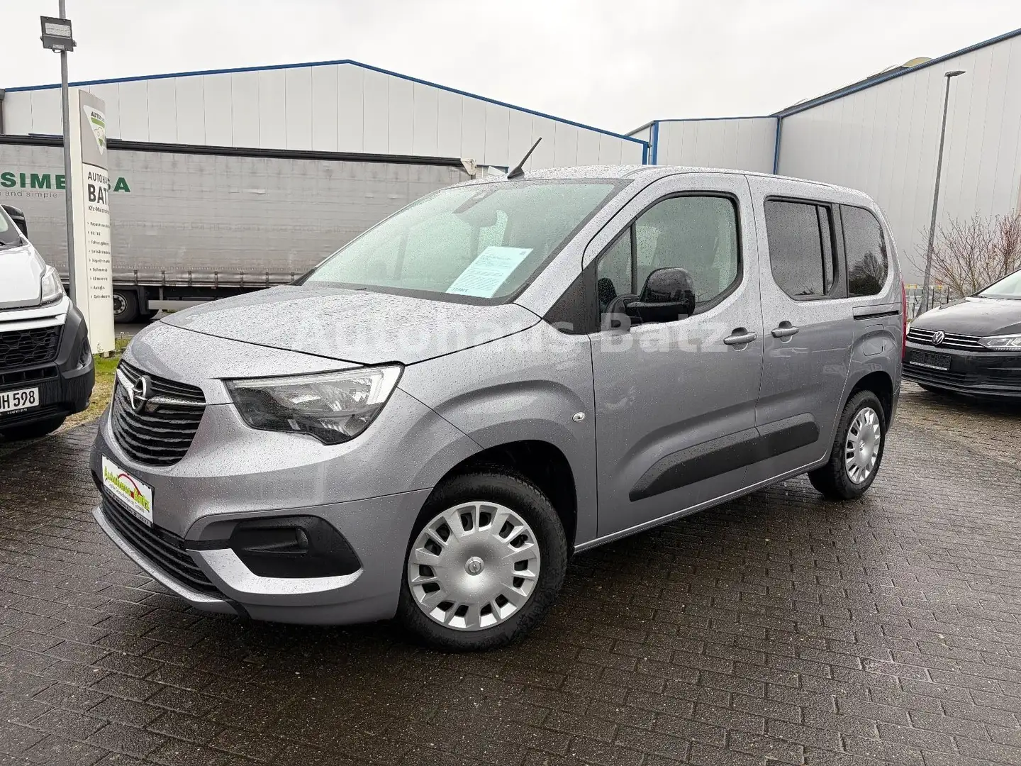 Opel Combo Life E Elegance SHZ*R.Kamera*Navi Grau - 1