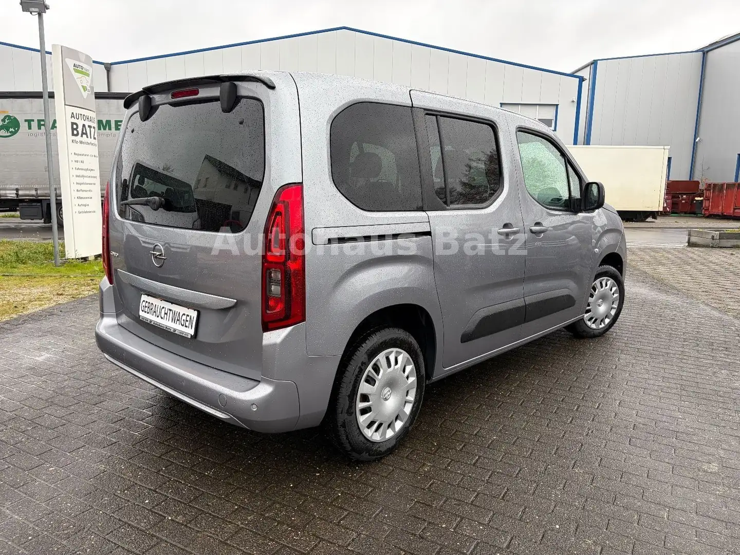 Opel Combo Life E Elegance SHZ*R.Kamera*Navi Grau - 2