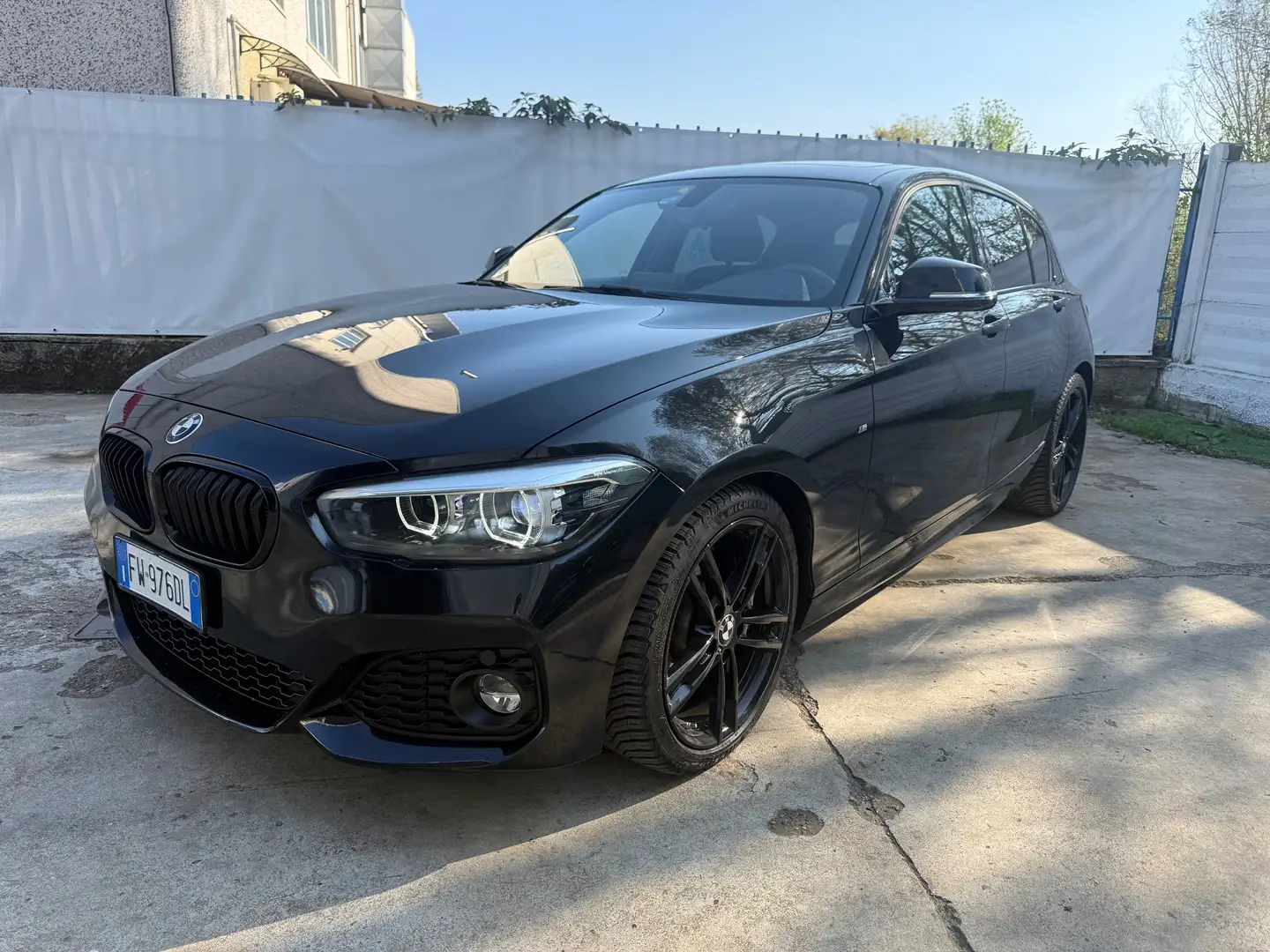 BMW 118 Serie 1 F/20-21 2015 118i Msport 5p auto Schwarz - 2