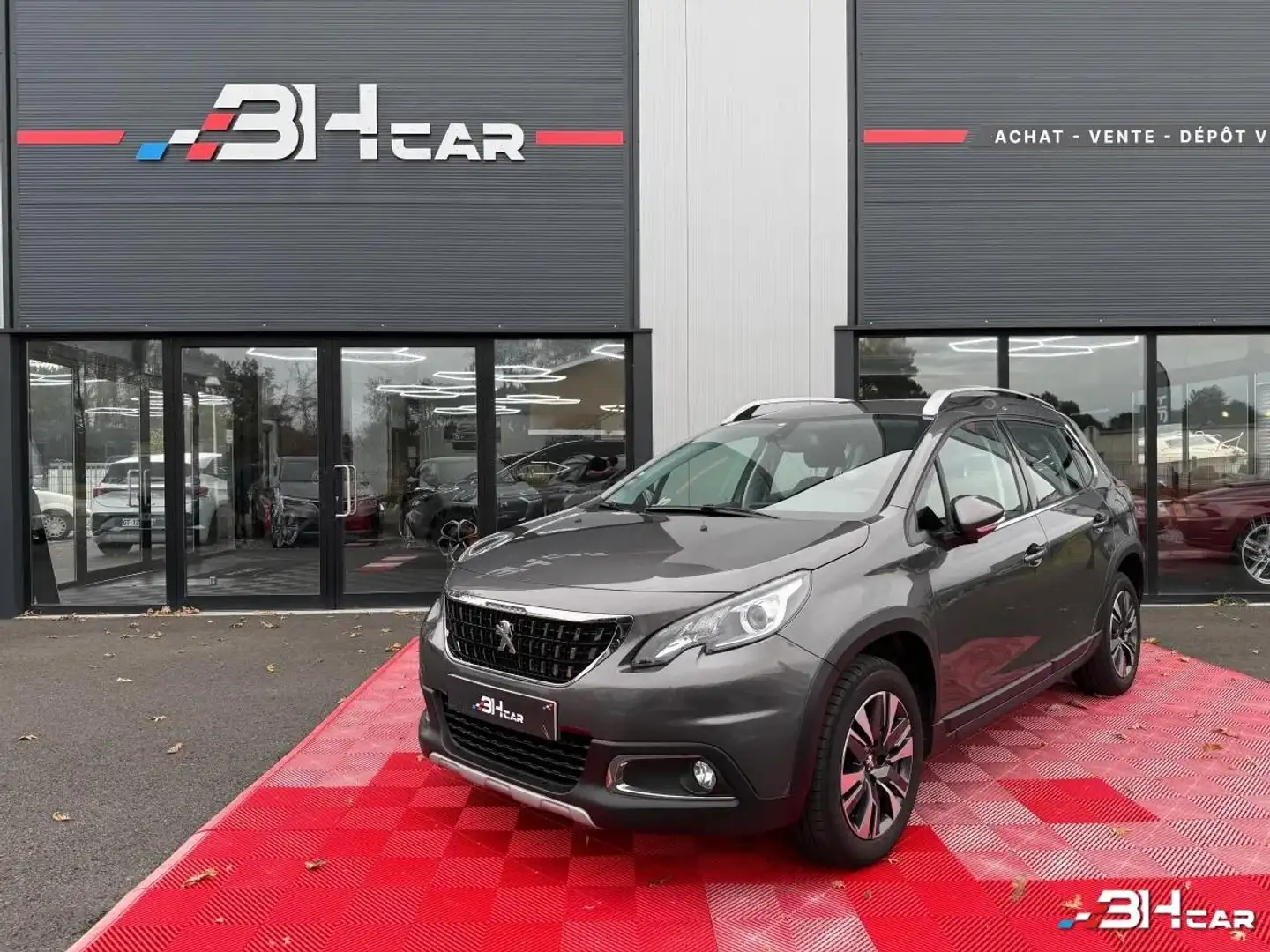 Peugeot 2008 GENERATION-I 1.2 PURETECH 110 ALLURE START-STOP - 1
