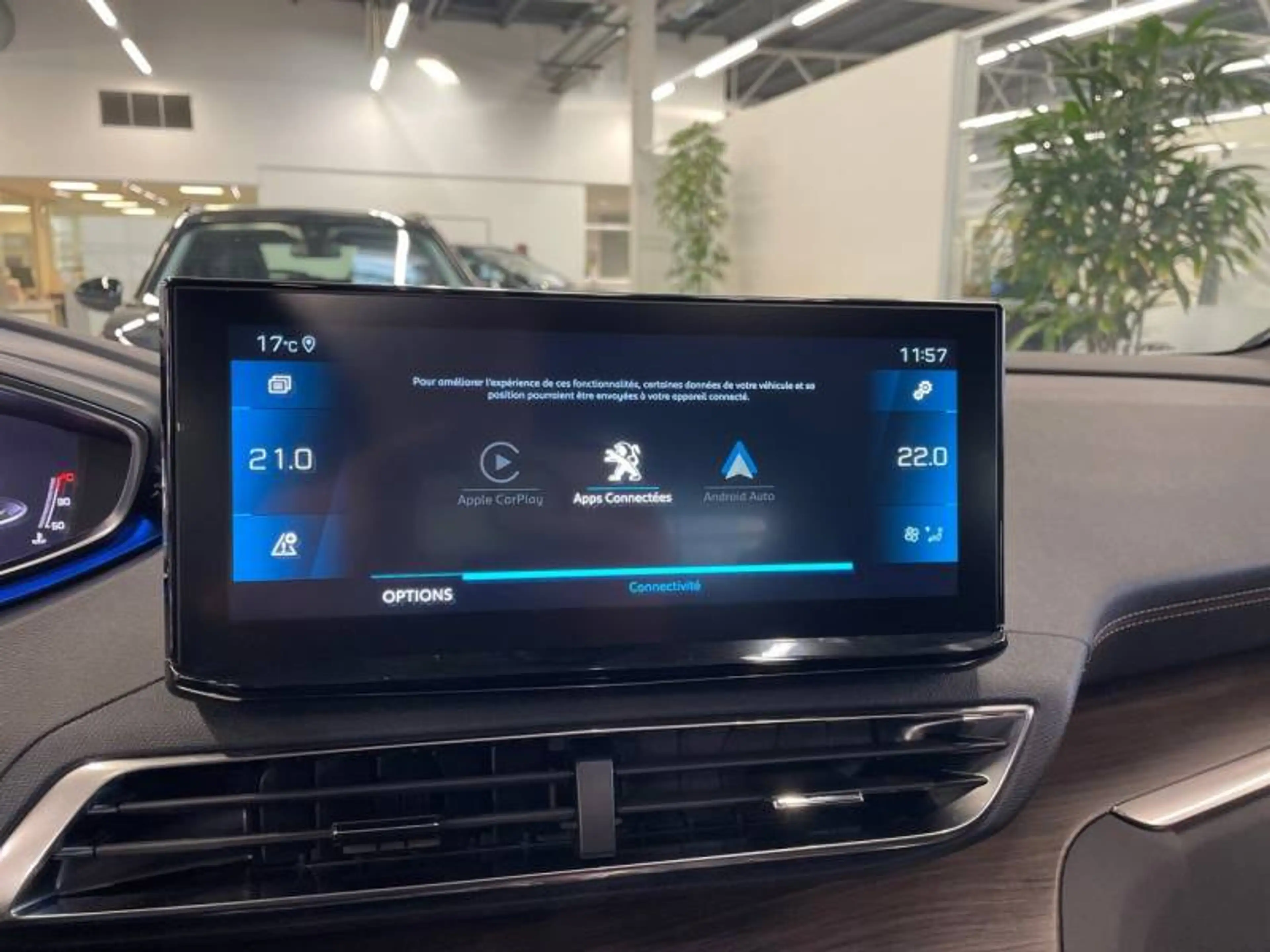 Peugeot 3008 2 1.2 PureTech 96kW S&S Auto Pack GT — photo 18