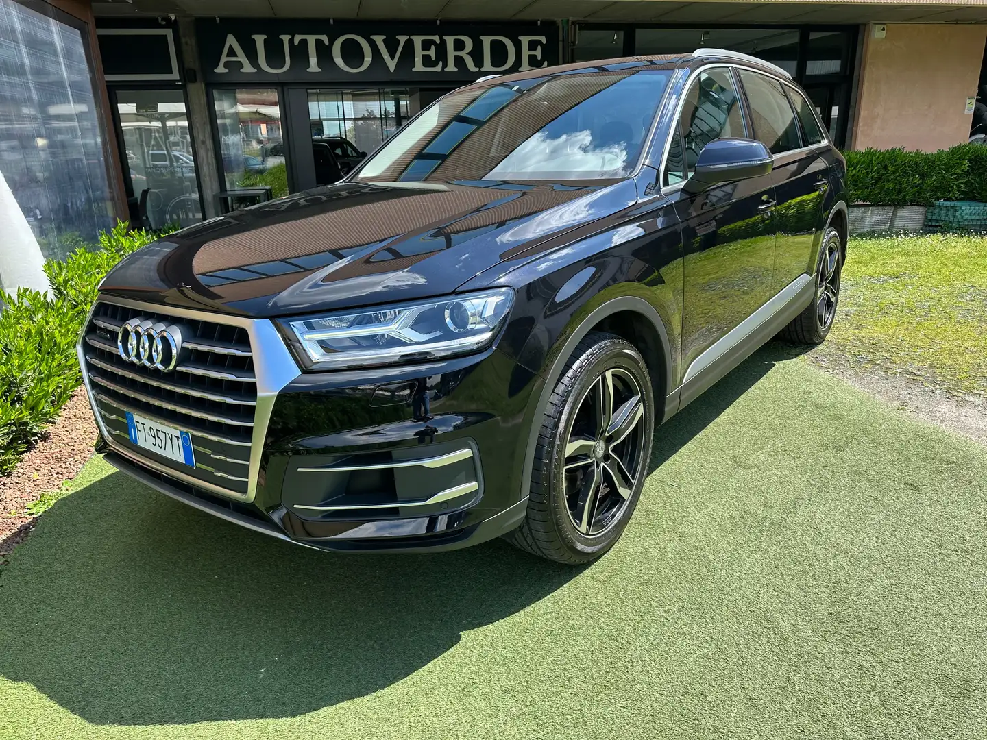 Audi Q7 50 3.0 Tdi Mhev 286cv Business Plus quattro Tipt. Černá - 1