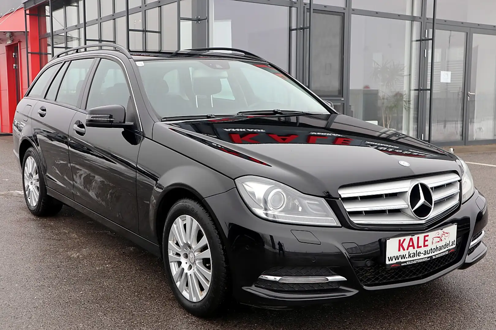 Mercedes-Benz C 200 T CDI BlueEfficiency Schwarz - 2
