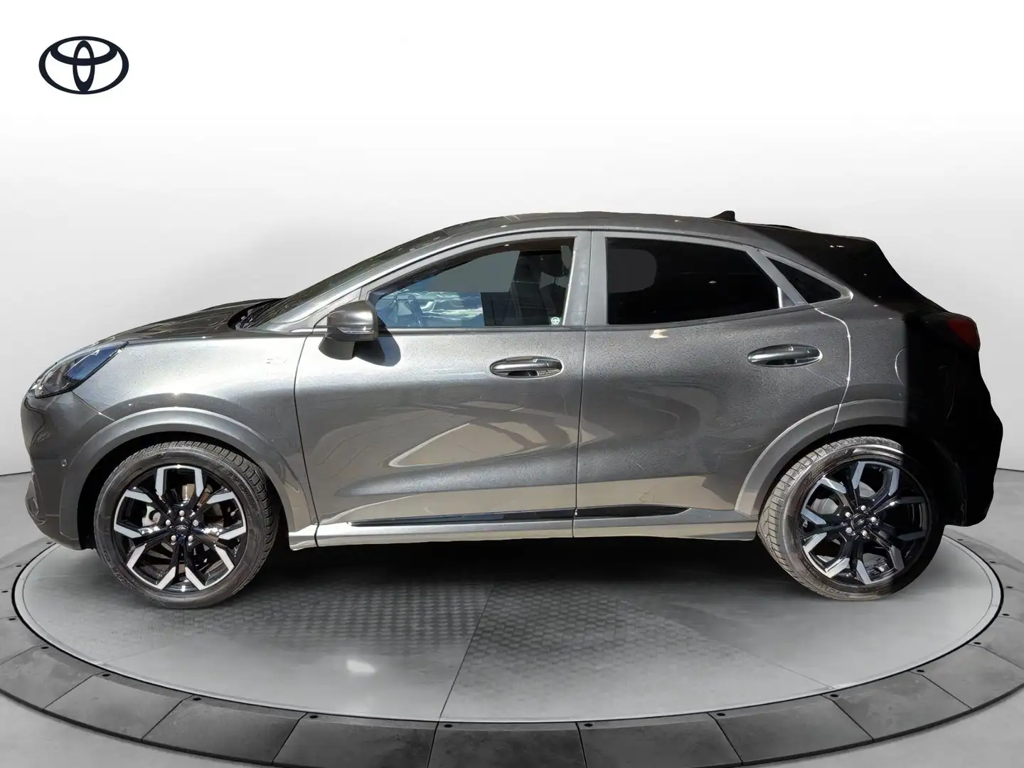 Ford Puma 1.0 EcoBoost Hybrid 125 CV S&S ST-Line X Grijs - 2