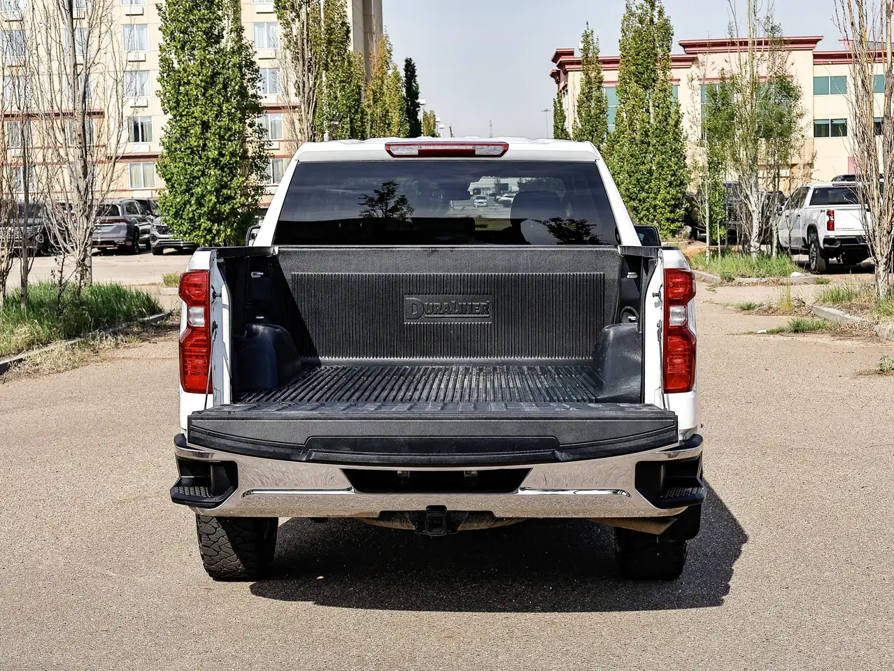 Chevrolet Silverado 1500 снимка Chevrolet Silverado 1500