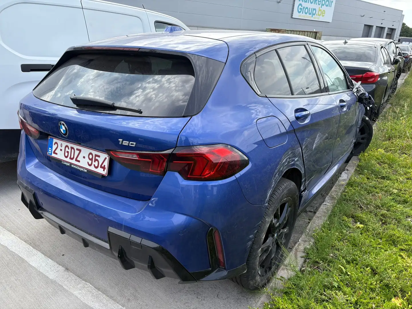BMW 120 120i 184 ch BVA8 M Sport Ultimate Pack Shadow - 1