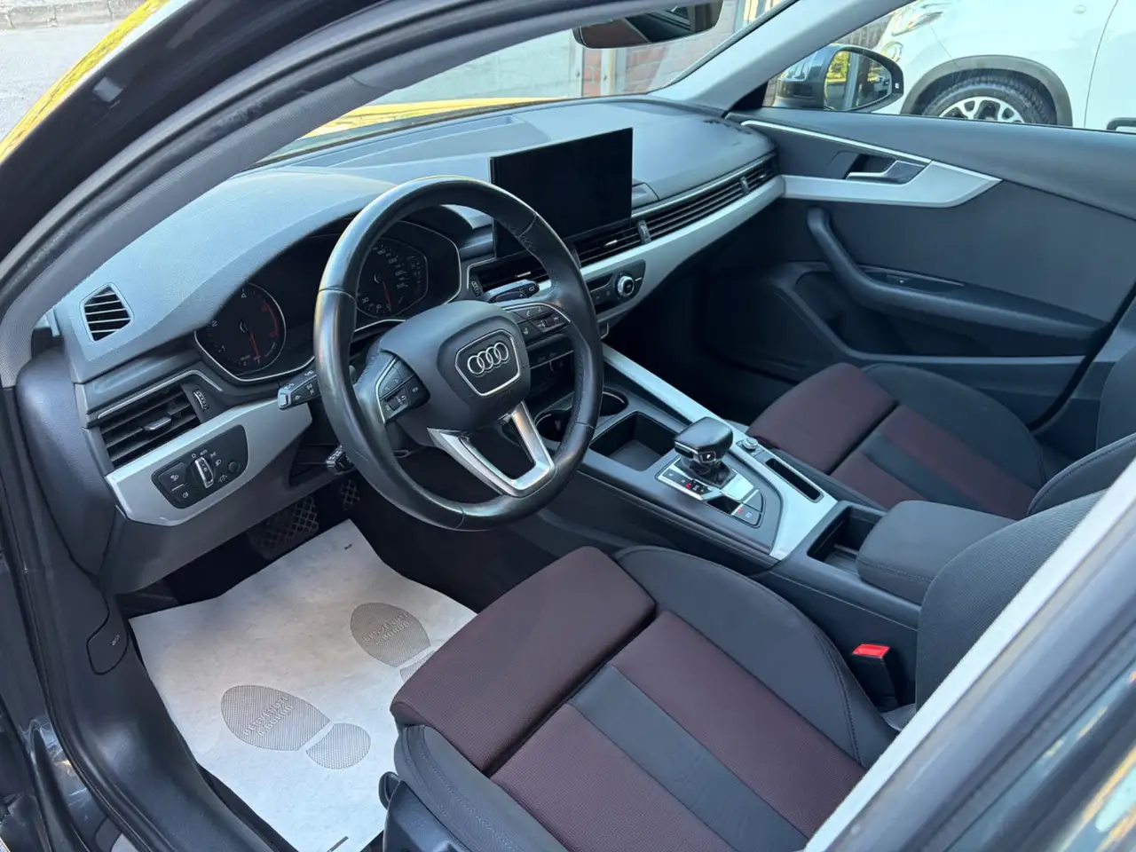 Audi A4 Avant 35 TDI/163 CV S tronic Business Advanced, миниатюра 8