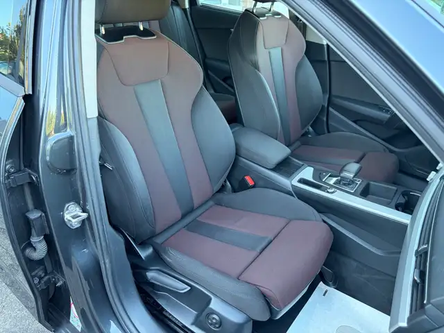 Audi A4 view 12