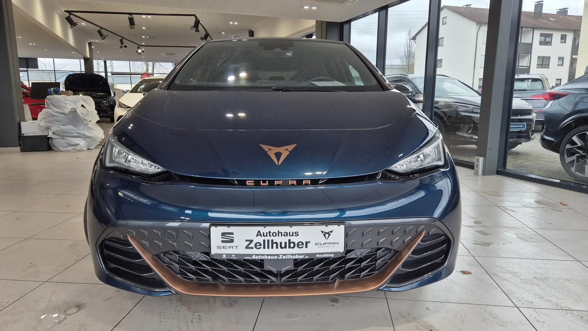 CUPRA Born 150kW/58kWh *Navi*Sitzheizung*Keyless* Blau - 2