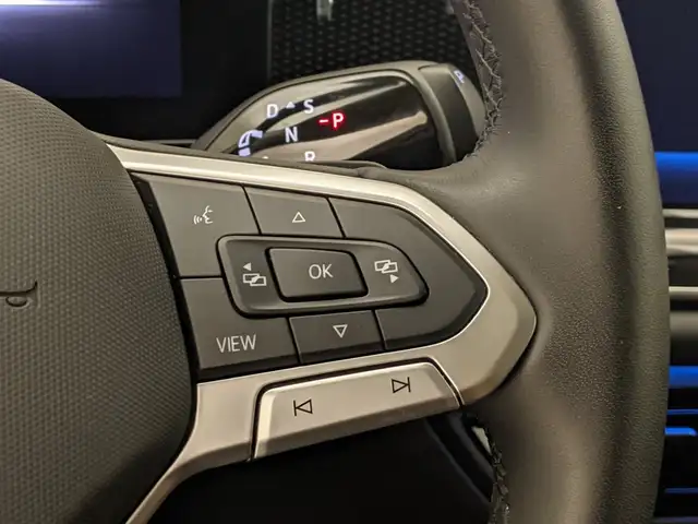 Volkswagen Tiguan view 11