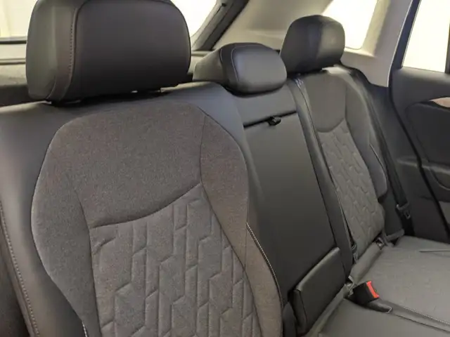 Volkswagen Tiguan view 8