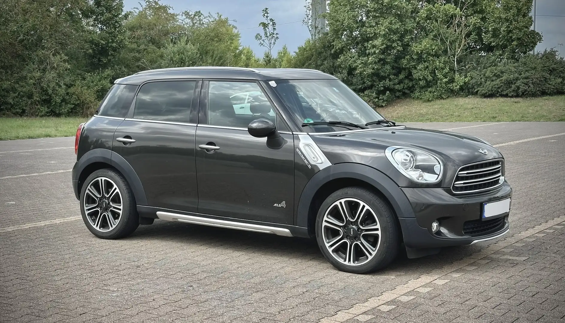 MINI Countryman D Allrad Automatik John Cooper Works Grau - 2