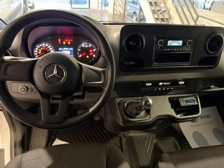 Mercedes-Benz Sprinter 2021, foto 17