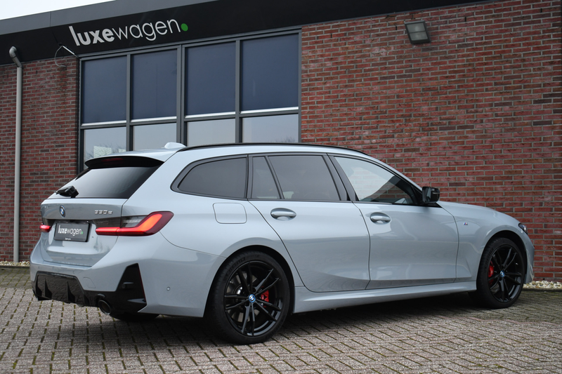 BMW 330 3-serie Touring 330e xDrive M-Sport Pro Pano Trekh — photo 33