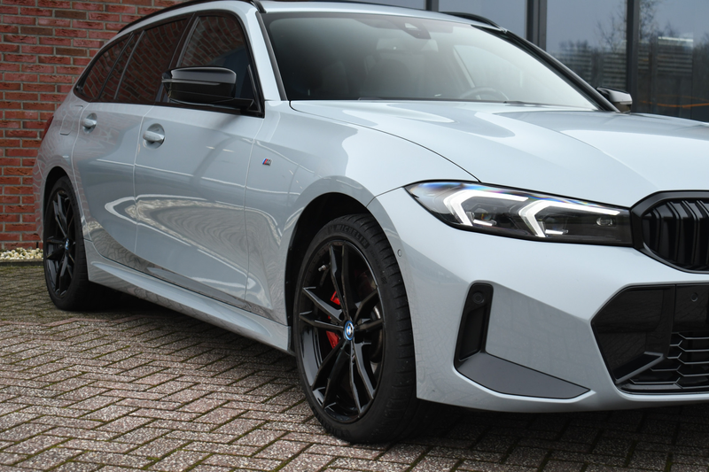 BMW 330 3-serie Touring 330e xDrive M-Sport Pro Pano Trekh — photo 34