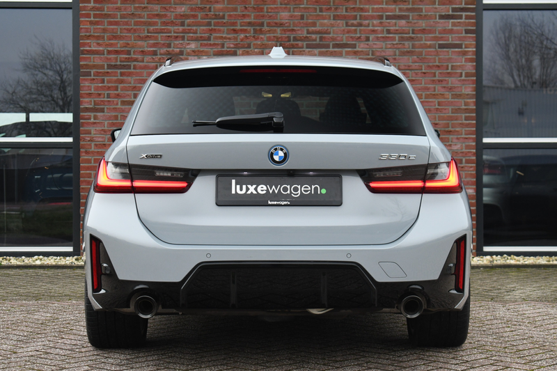 BMW 330 3-serie Touring 330e xDrive M-Sport Pro Pano Trekh — photo 8