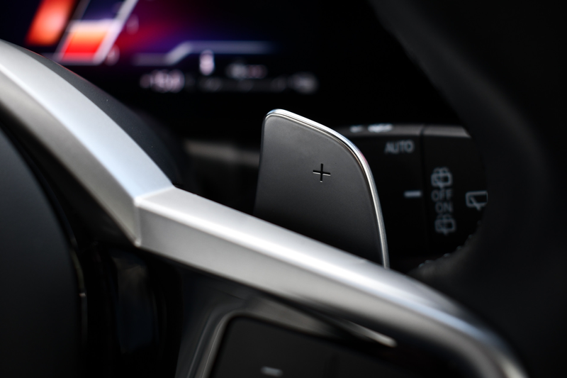 BMW 330 3-serie Touring 330e xDrive M-Sport Pro Pano Trekh — photo 47