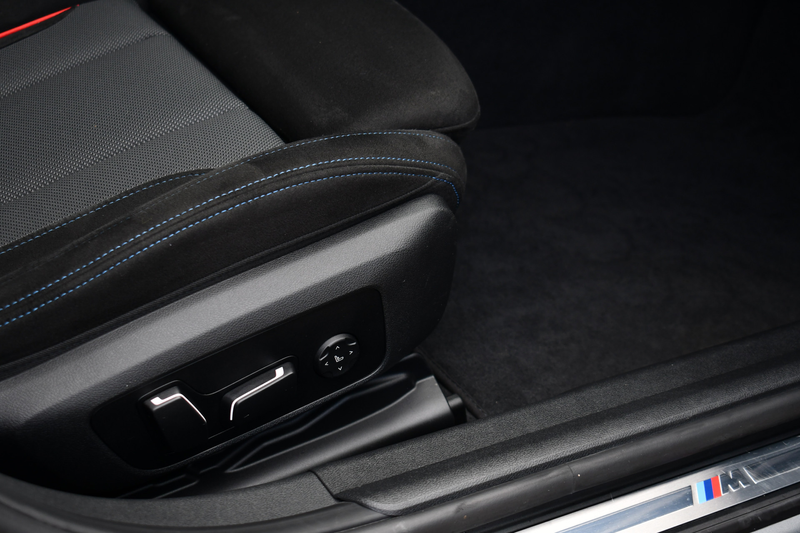 BMW 330 3-serie Touring 330e xDrive M-Sport Pro Pano Trekh — photo 40